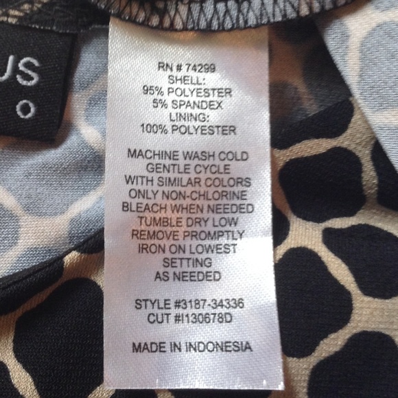 Enfocus Studio Geo Print Knit Shirred Dress - Picture 7 of 7